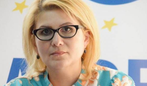 Roxana Ţurcanu