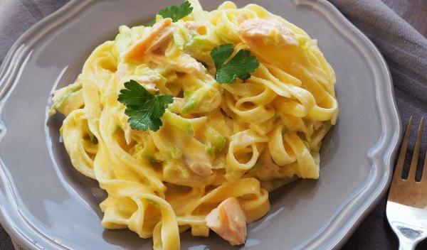 paste-cu-somon-si-dovlecel