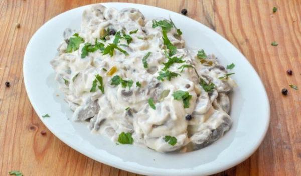 salată-de-ciuperci