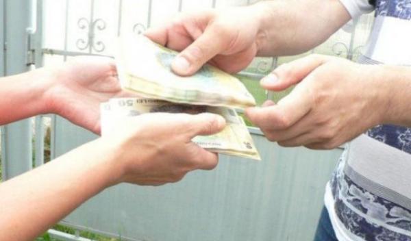 Femeie cercetată pentru o înșelăciune