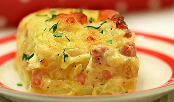 Cartofi-gratinati-la-cuptor