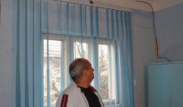 Primaria pomarla peretii crapati