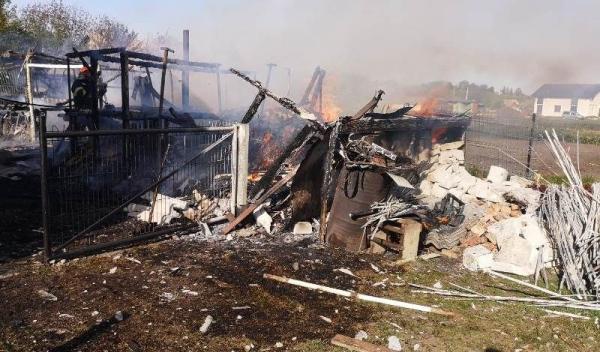 Incendiu padureni_ (1)
