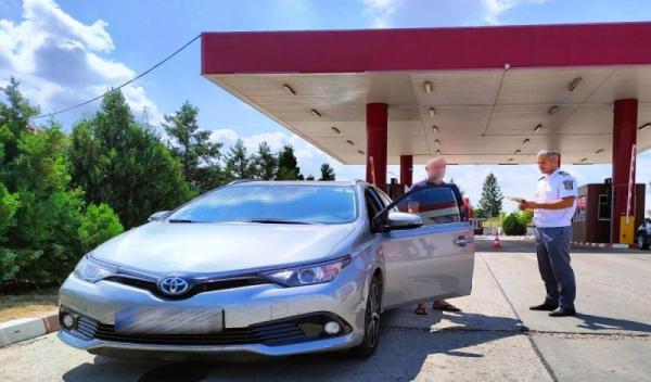 A plătit sute de euro pentru un permis de conducere fals 1