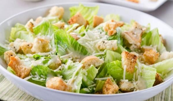 salata-caesar