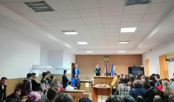 Detectiv in lumea profesiilor_2