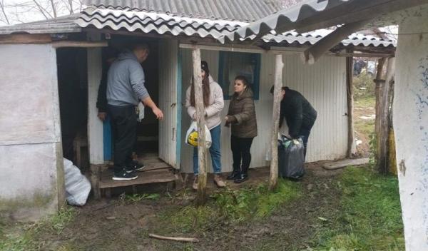 Carvana cu daruri_01