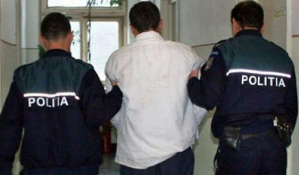 politie-furt-arestat