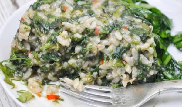 pilaf-de-orez-cu-urzici-3