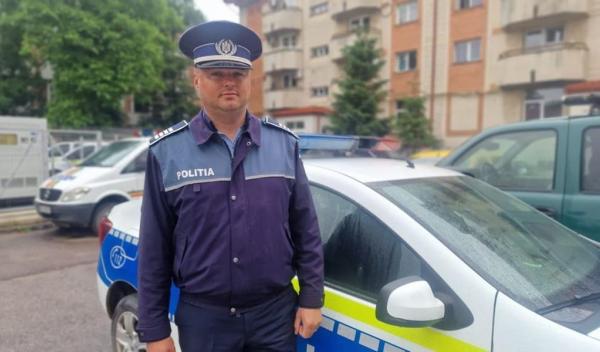 Politist_02
