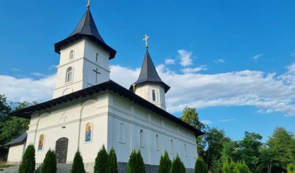 Biserica (10)