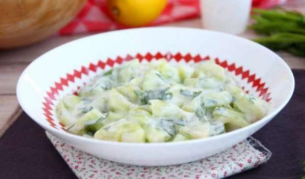 salata-de-castraveti