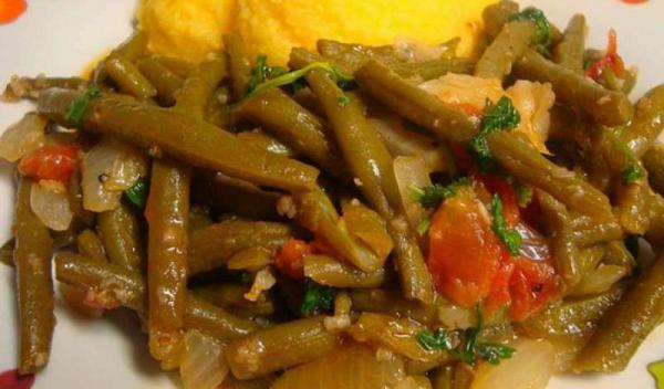 pastai-cu-usturoi