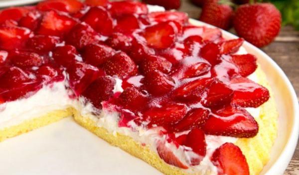 tarta-cu-capsuni