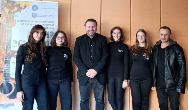 DOMINANT FOLK , VIOREL BURLACU si FELIX GOLDBACH (1)