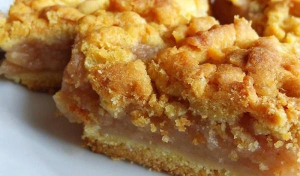 mere cuburi și crumble