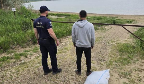 Prinși la pescuit în plină prohibiție2