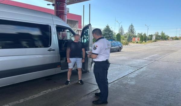 Urmărit internațional pentru omor, depistat de polițiștii de frontieră la Stânca