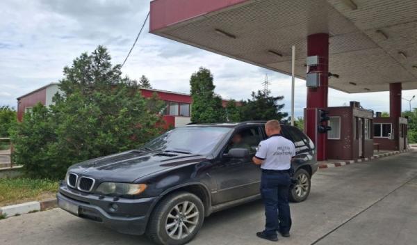 Autoturism radiat în Lituania descoperită de polițiștii de frontieră botoșăneni