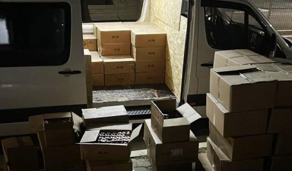 Contrabandă cu ambalaje de lux1