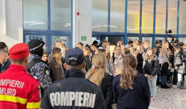 ISU la Bursa Locurilor de Munca_006