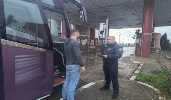 Permis de conducere fals