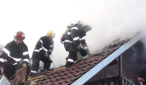 cos fum incendiu