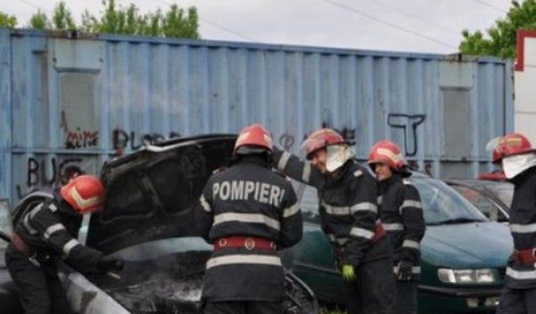 masina incendiata