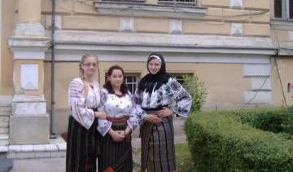Cultură şi Civilizaţie în România