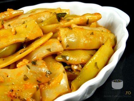 pastai cu usturoi