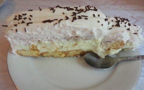 tort-cu-crema-de-lamaie