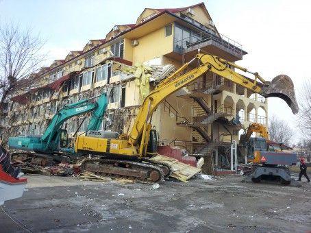 clădiri demolate