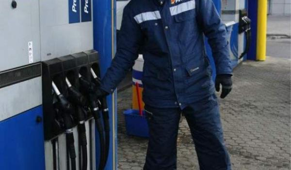petrom-ieftineste-carburantii