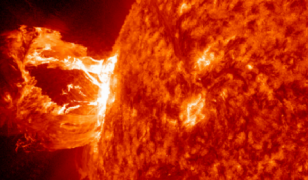 eruptie_solara