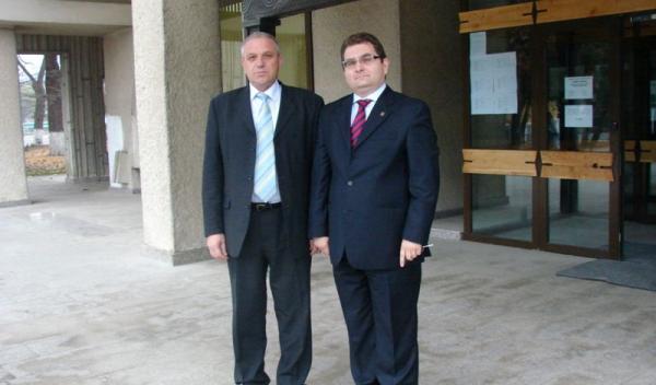 Iulian Matache si prefectul Costica Macaleti