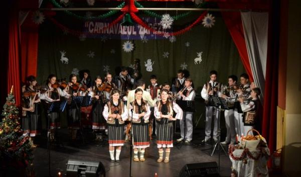 Carnavalul zapezii Dorohoi 2012_11