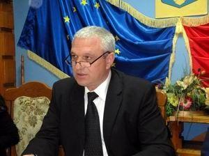 Prefectul dispune măsuri de prevenire a inundaţiilor