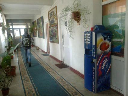 automate de cafea din şcoli