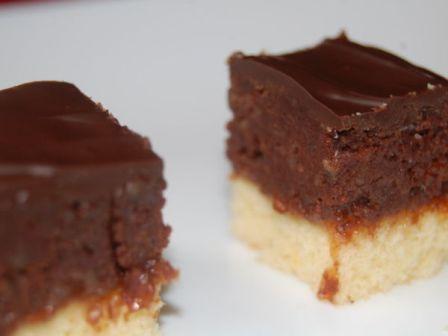 prajitura cu crema de biscuiti