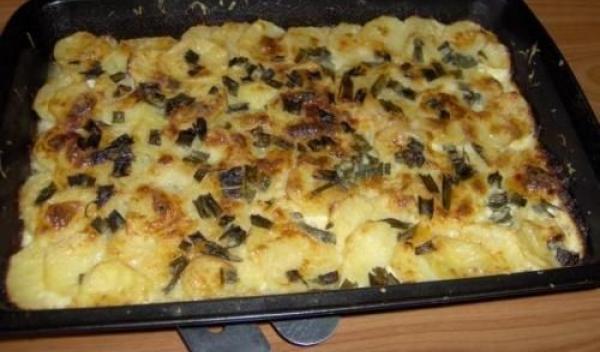 Cartofi noi gratinati