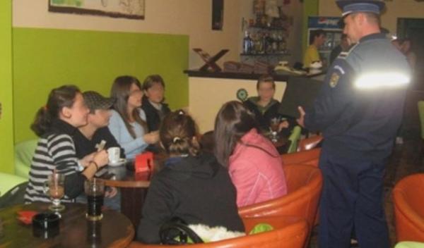 elevi_bar