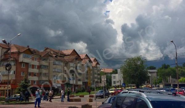 Ploaie cu gheata la Dorohoi_01
