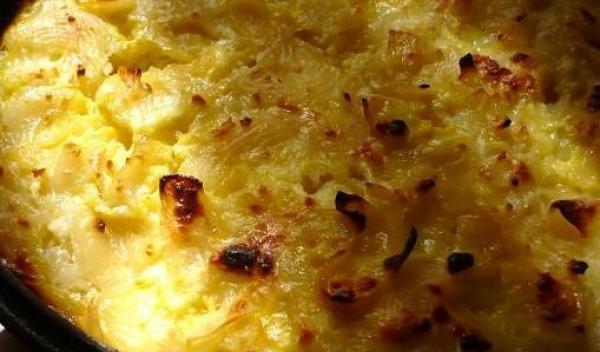 Macaroane cu nuca