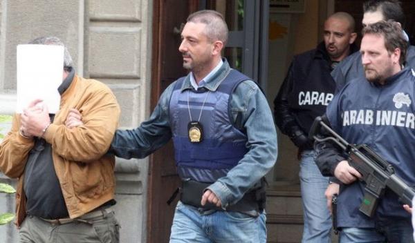 condamnati-la-inchisoare-pe-viata-in-italia
