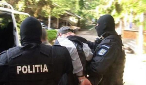 arestati la perchezitii