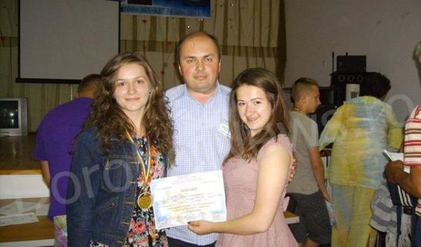 Elevi dorohoieni premiati la un concurs de fizica_01