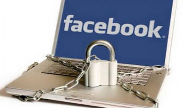 Facebook blocat