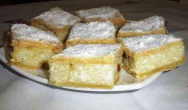 Prăjitură cu brânză