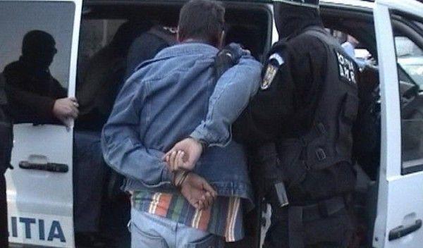 depistat si incarcerat de politisti