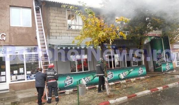Incendiu la Darabani_incendiu-club-darabani-0